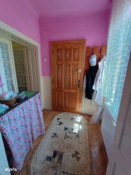 Casă cu 3 camere cu Teren 260 Mp în Central