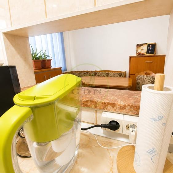 Apartament cu 3 camere decomandat, mobilat în Florilor
