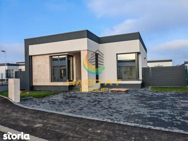 Casă cu 3 camere cu Teren 347 Mp în Vărăști