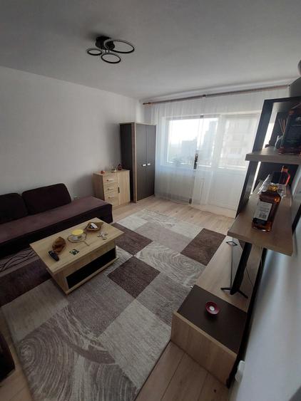 Apartament cu 2 camere decomandat în Sud