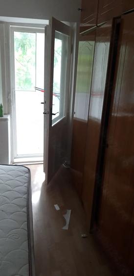 Apartament cu 3 camere decomandat în Exterior Vest