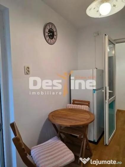 Apartament cu 2 camere semidecomandat în Vatra Luminoasă