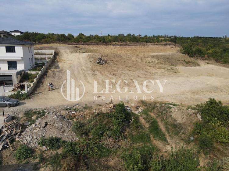 Teren Construcții intravilan de 3882 mp, în Aeroport
