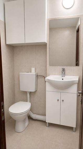 Apartament cu 3 camere decomandat în Ștrand