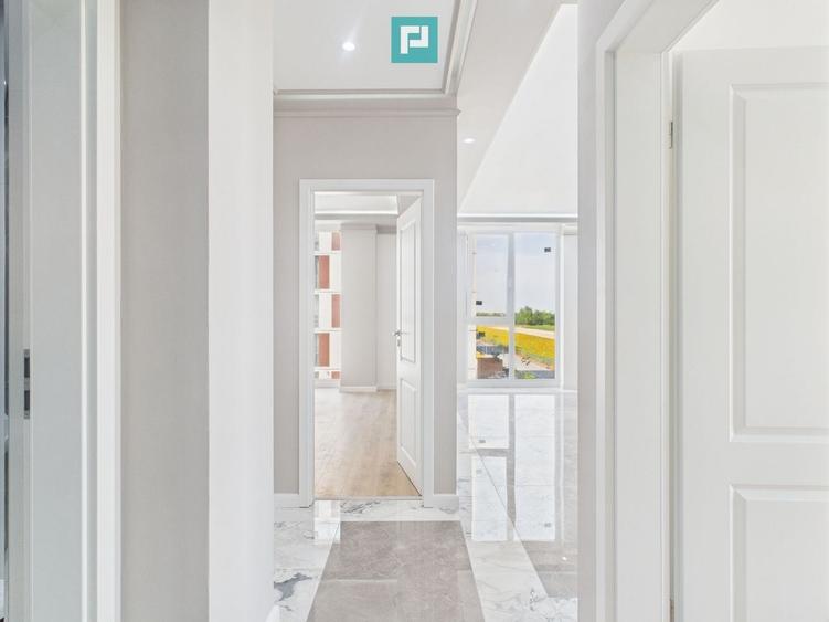 Apartament cu 3 camere decomandat în Torontalului