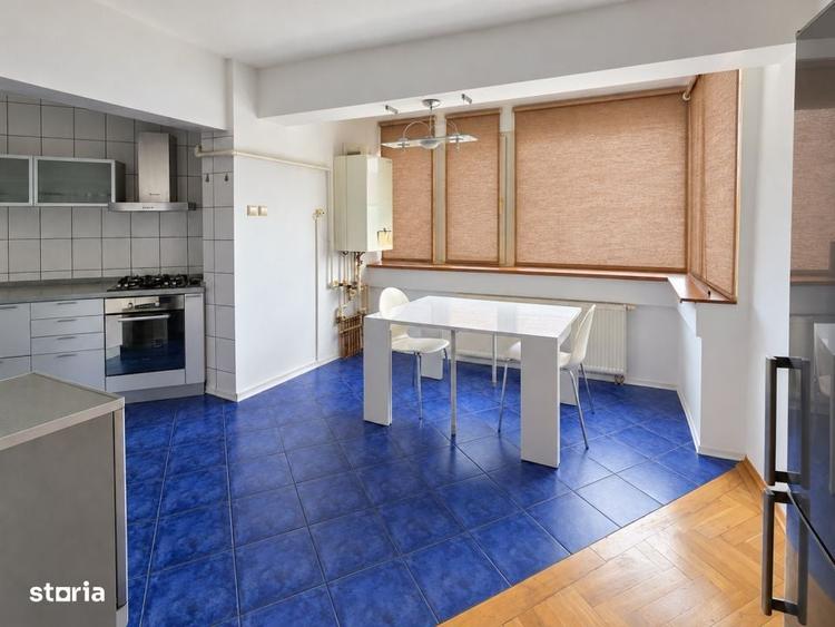 Apartament cu 3 camere în Ultracentral