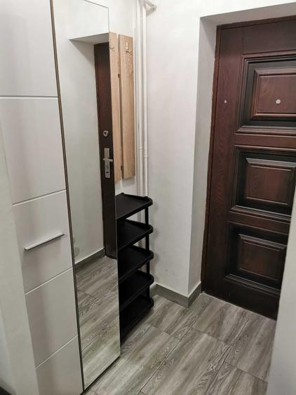 Garsonieră decomandată în Galata