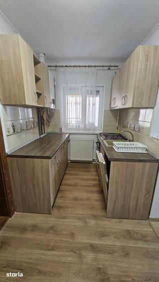 Casă cu 4 camere cu Teren 500 Mp în Iosia