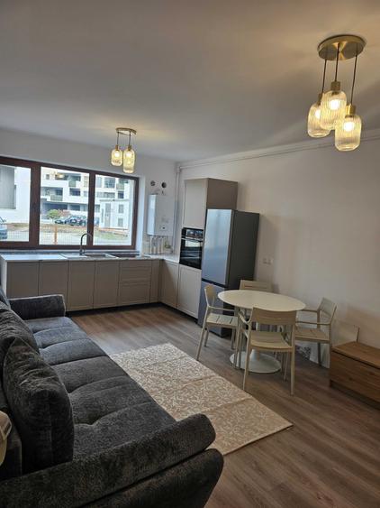 Apartament cu 2 camere decomandat în Rulmentul