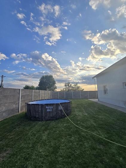 Casă cu 4 camere cu Teren 575 Mp în Colonia Mică