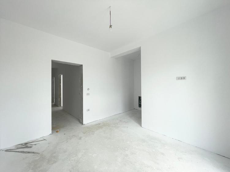Duplex cu 4 camere cu Canalizare în Urseni
