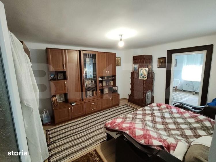 Casă cu 3 camere în Iazu