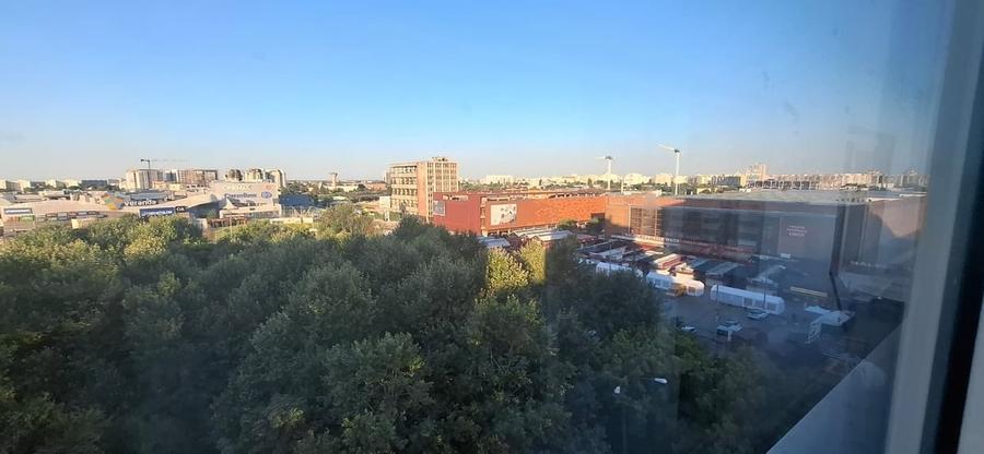 Apartament cu 3 camere decomandat în Bucur Obor