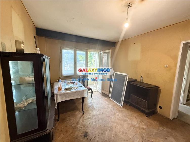 Apartament cu 3 camere semidecomandat în Nord