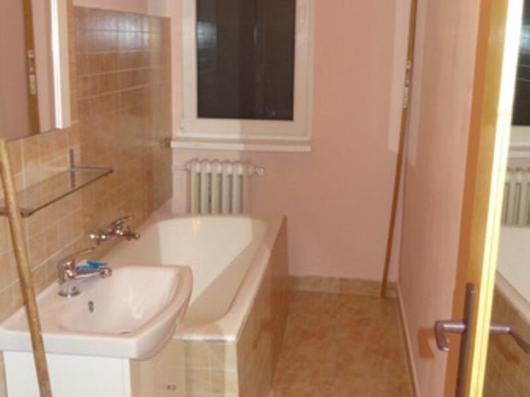 Garsonieră decomandată în Brâncoveanu