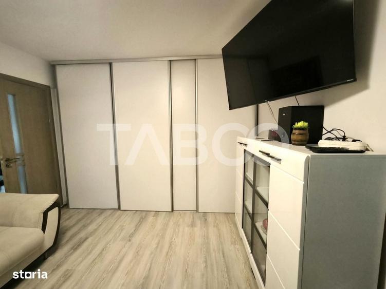 Apartament cu 3 camere de vanzare si parcare in zona Intre Lacuri - 3