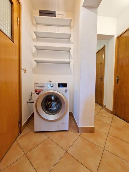 Apartament cu 3 camere decomandat, mobilat în Titulescu