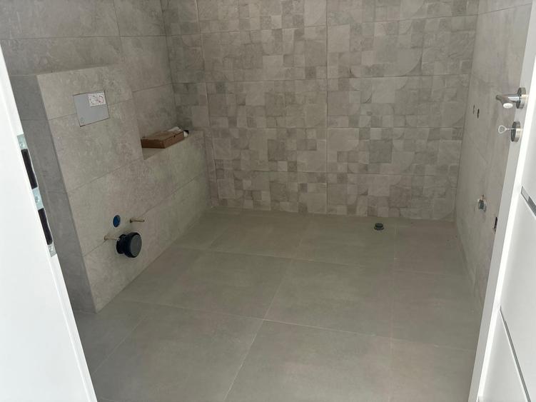 Casă individuală cu 5 camere cu Canalizare în Bârnova