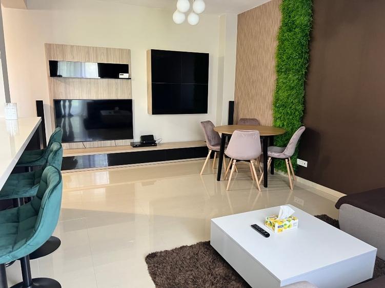 Apartament cu 2 camere decomandat, mobilat în Tomis Plus