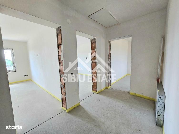 Casă cu 4 camere în Central