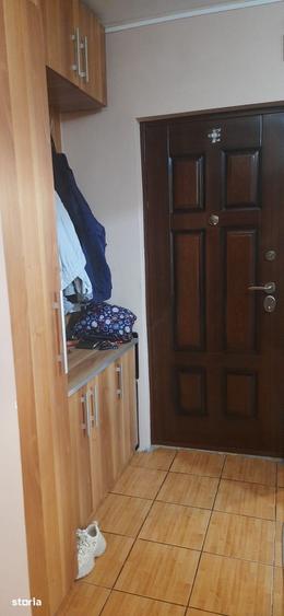 Apartament cu 3 camere în Nufărul