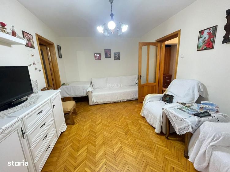 Apartament 3 camere-Podu Ros-Liceul Racovita-etaj 2 - 2