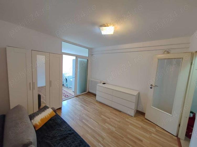Garsonieră semidecomandată în Baza 3