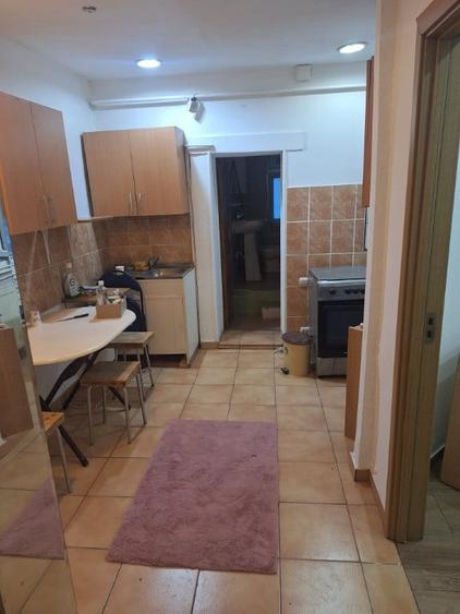 Proprietar inchiriez apartament 2 camere - 2