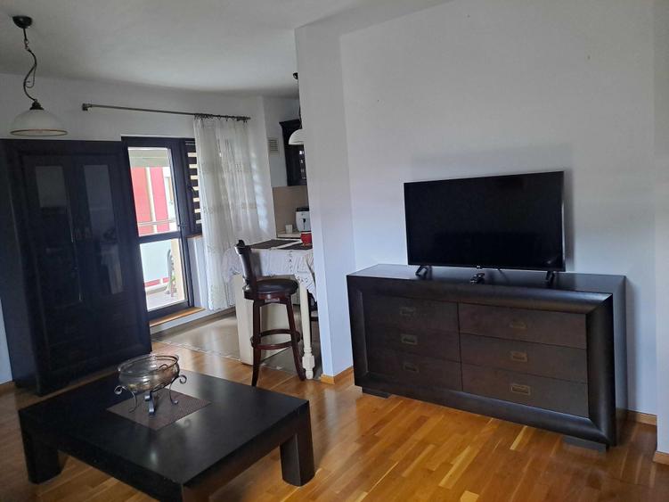 Apartament cu 2 camere decomandat în Județean