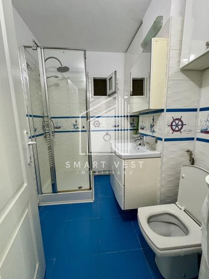 Apartament cu 3 camere semidecomandat, mobilat în Micro 15