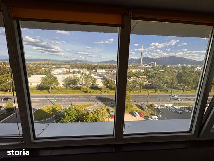 Apartament cu 4 camere, mobilat în Triaj