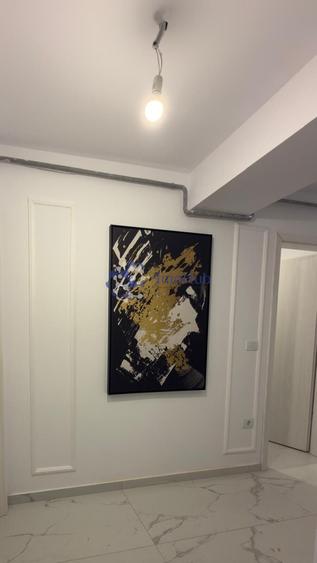 Apartament cu 3 camere decomandat în Vișan