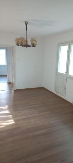 Apartament cu 2 camere semidecomandat în Orizont