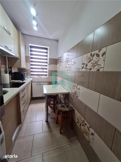 Apartament cu 2 camere semidecomandat în Florilor