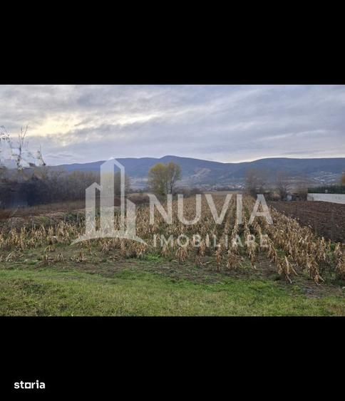 Teren de 2090 mp, în Micești