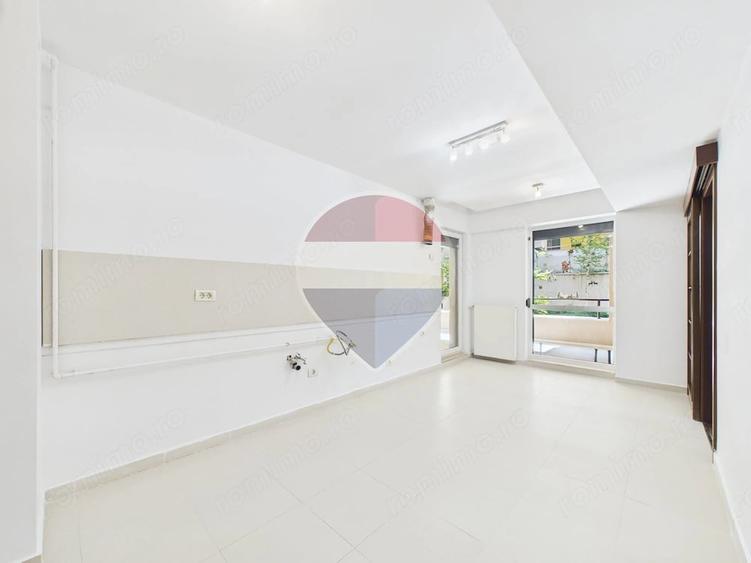 Apartament cu 3 camere decomandat în Herăstrău
