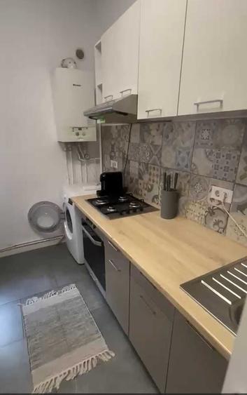 Apartament cu 2 camere decomandat în Ultracentral