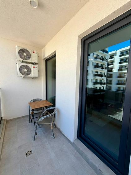 Apartament cu 2 camere decomandat în Universitate