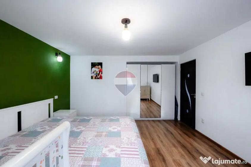 Casă cu 5 camere cu Teren 1800 Mp în Udeni-Zăvoi