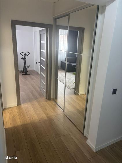 Apartament cu 3 camere în Bariera Vâlcii