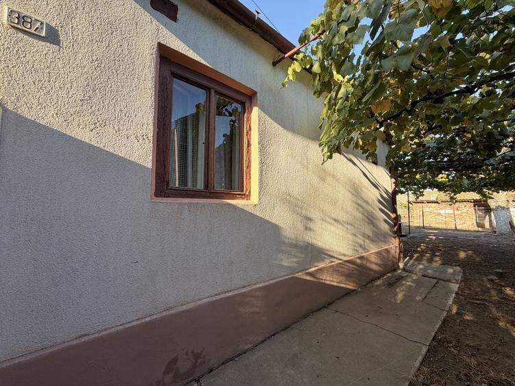 Casă cu 4 camere în Păuliș
