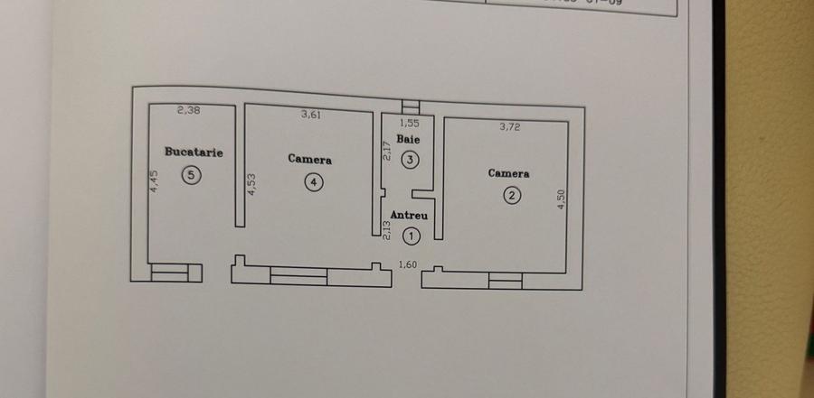 Apartament cu 2 camere decomandat, mobilat în Badea Cârțan