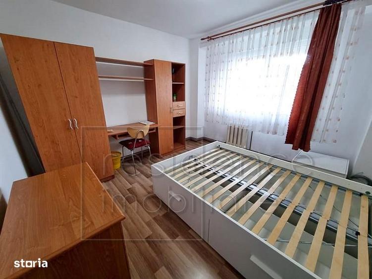 Apartament cu 2 camere decomandat în Între Lacuri