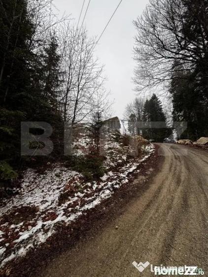 Teren de 4000 mp, în Calea Moroieni