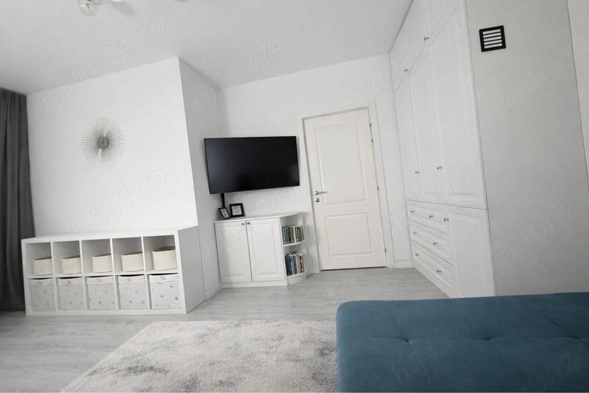 Apartament cu 2 camere decomandat în Est