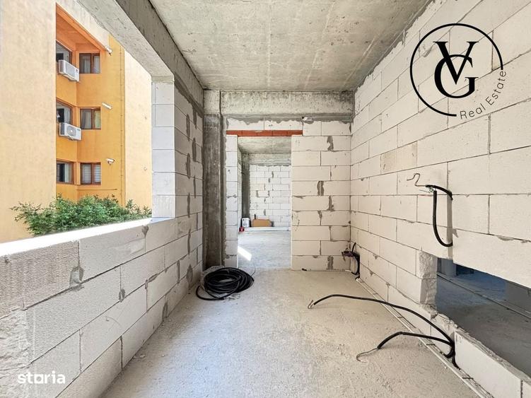 Apartament cu 3 camere decomandat în Palazu Mare