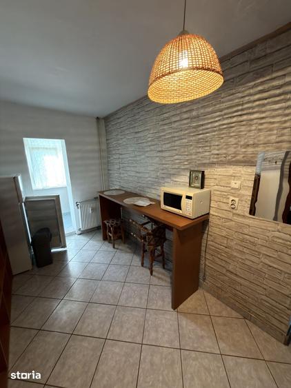 Apartament 2 camere etaj 2 zona Liceului Economic - 8