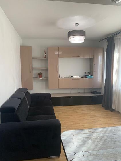 Apartament cu 2 camere semidecomandat în Păcurari