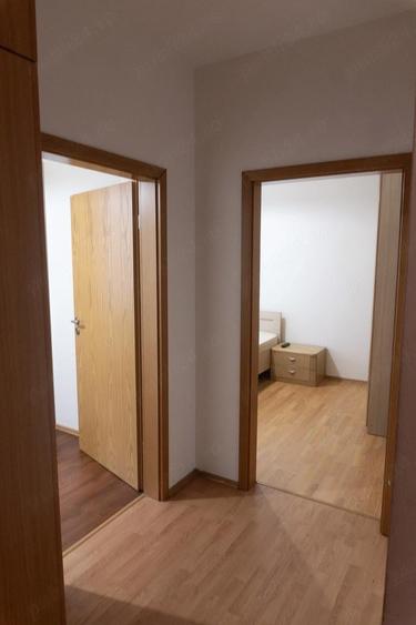 Apartament cu 3 camere decomandat în Steaua