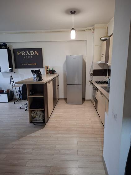 Apartament cu 2 camere semidecomandat în Runcu